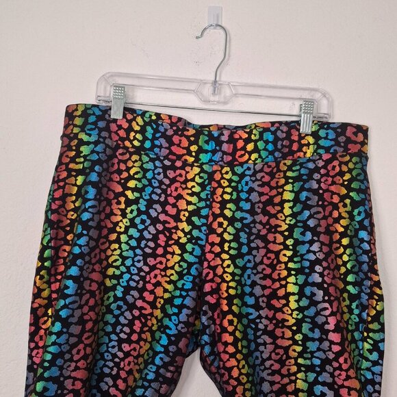 Torrid Multicolor Legging Shorts Sz 3 High Waist Elastic Waist Hippie Boho 70s - Picture 5 of 14